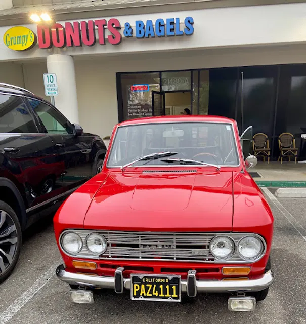 Grumpy's Donuts & Bagels