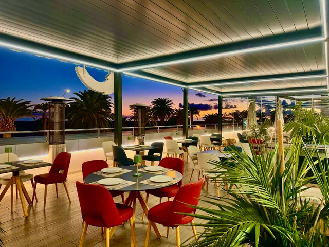 Restaurante Lo Nuestro, paellas y cocina creativa en Morro Jable