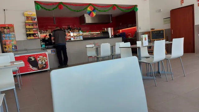 Lighthouse by Triquiteira