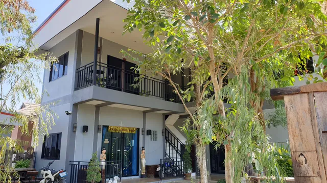 OYO 75364 River Kwai Road Residences