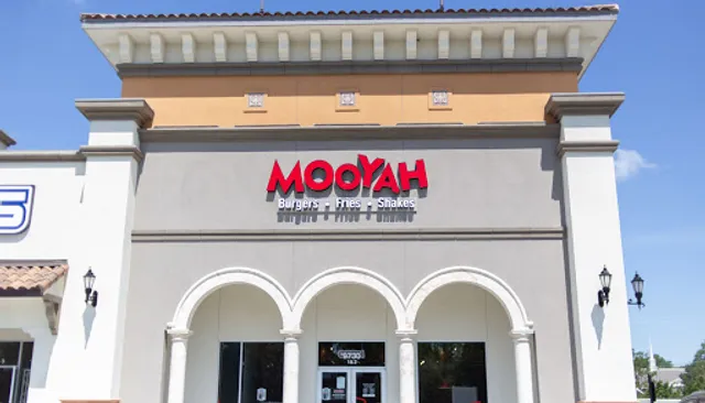 MOOYAH Burgers, Fries & Shakes
