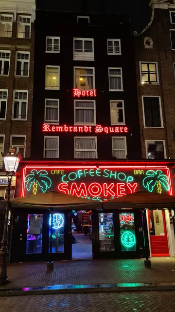 Rembrandt Square Hotel