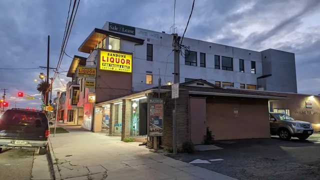 Sandune Liquor Store