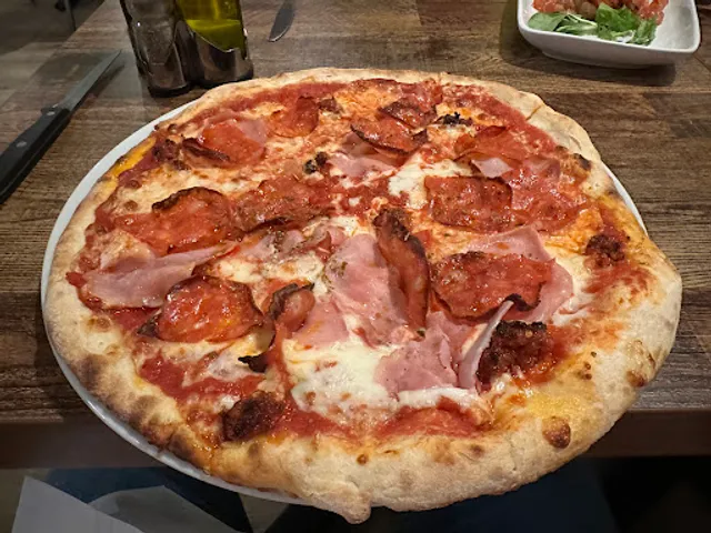 Luigi's Pizzeria Trattoria