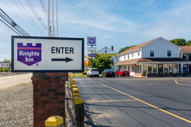 Knights Inn North Attleboro