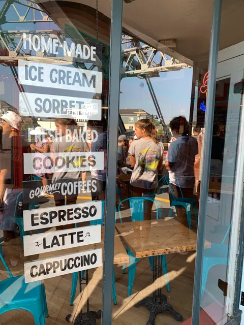Mystic Seaport Gift Shop