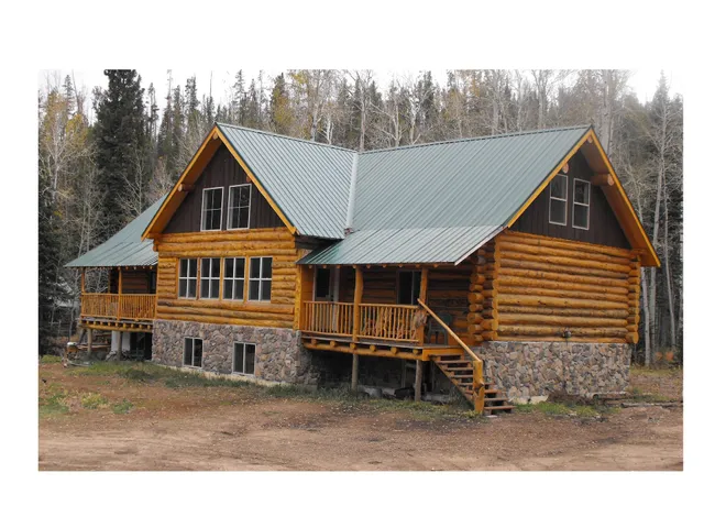 Louis Lake Lodge