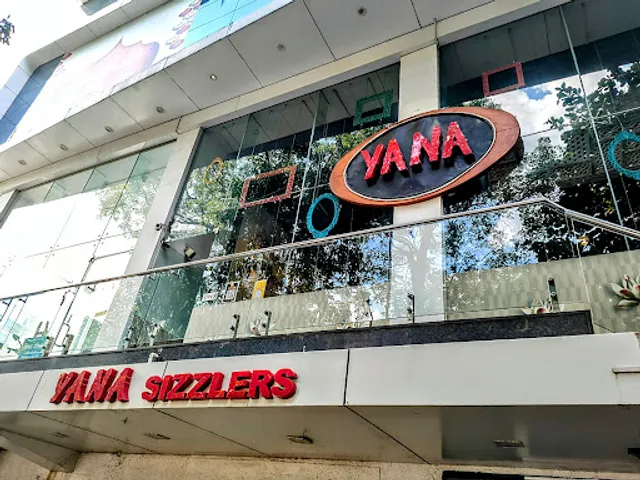 Yana Sizzlers