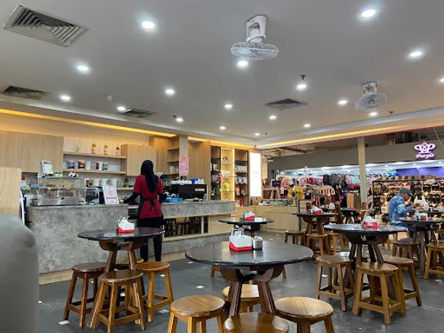 Rengit Coffee by Dagan Aeon