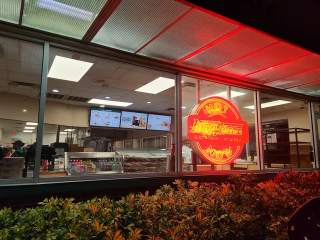 New England Wharf Shopping Village