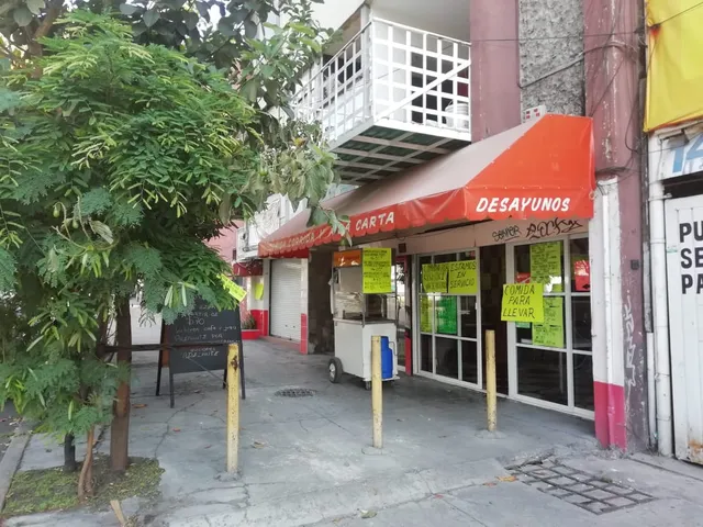 Restaurante Dalí / Buffet matutino