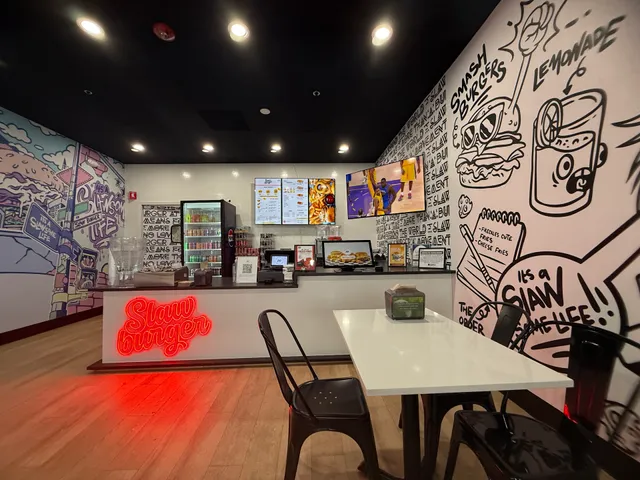 Slaw Burger Schaumburg