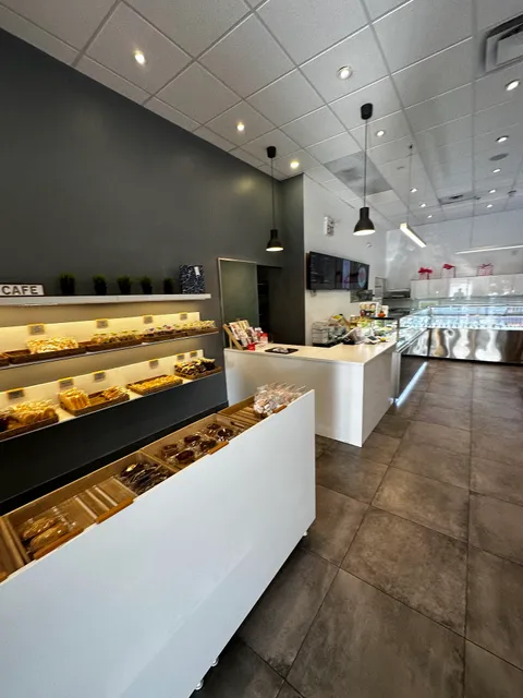 Tokyo Cheesecake Cafe