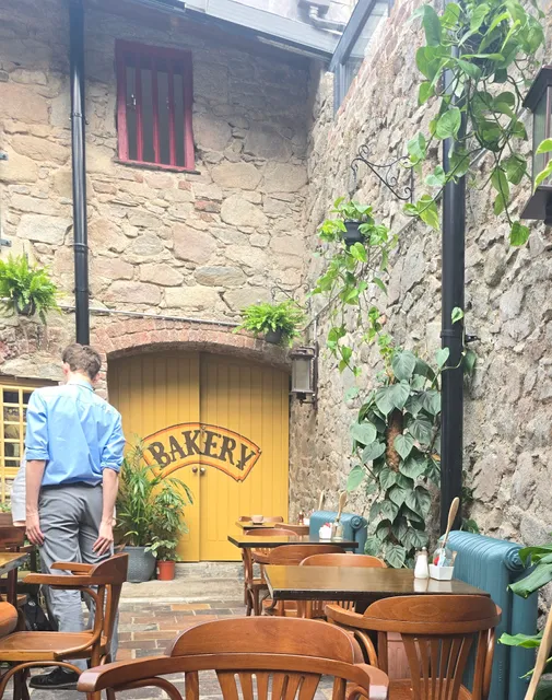 Cosy Corner Courtyard Cafe