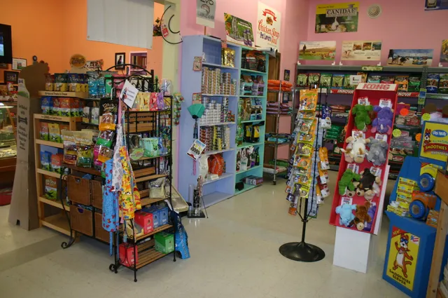 Storybook Wags N' Whiskers