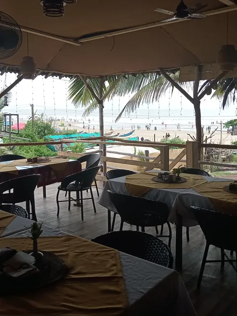 Lotus Beach Cafe