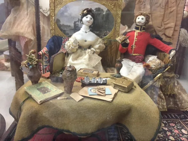 Special Joys - Doll Shop and B&B