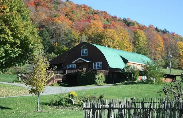 Frosty Hollow Bed & Breakfast