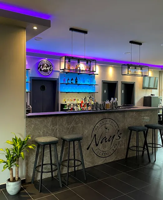 Nay's Cocktailbar