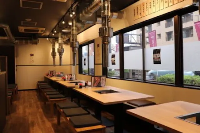 炭火焼肉 めいこうえん