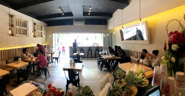 Pandora Coffee & More Zona Azul