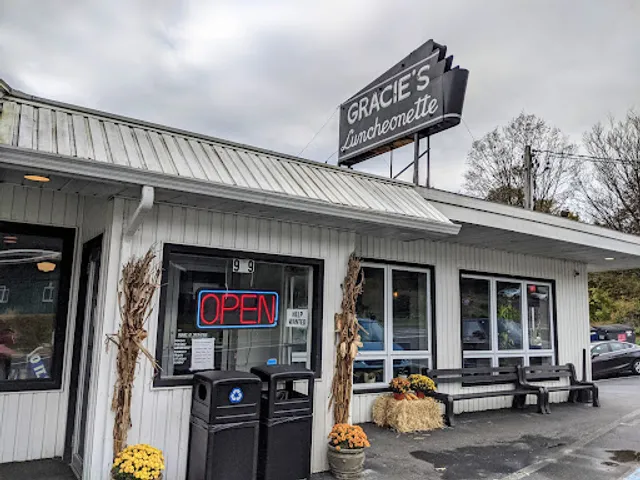 Gracie's Luncheonette