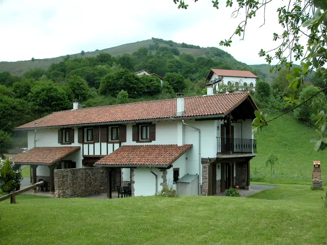 Casa Rural Karakotxeko Borda Norte y Sur