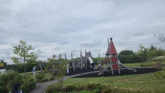 Kingsmere Park Play Area