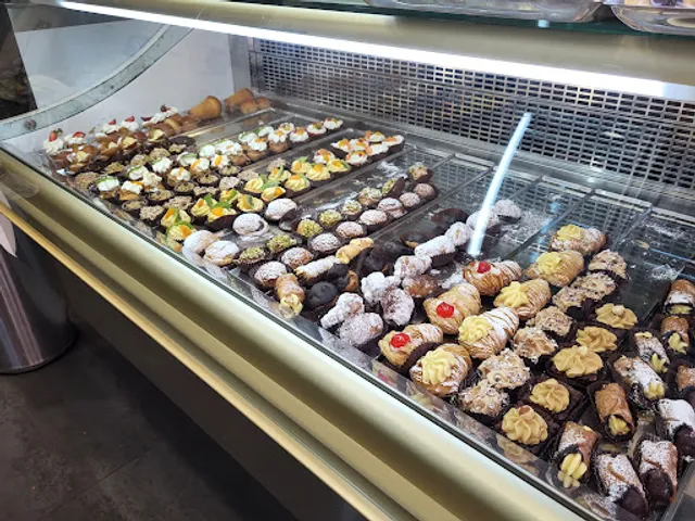 Bar Gelateria Pasticceria La Monica 1998