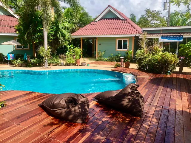 Coconut Homes & Cafe