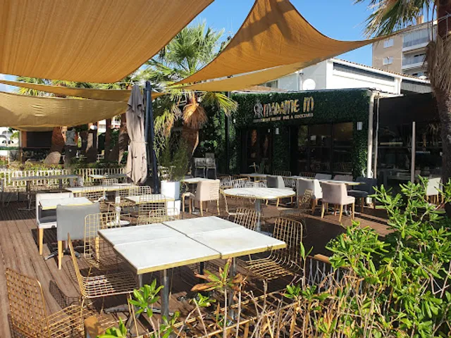 Madame aMore - Restaurant Port de Hyères