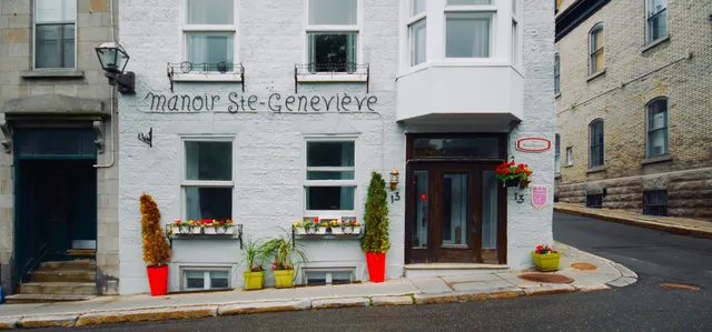 HOTEL MANOIR STE-GENEVIÈVE - Old Port Quebec