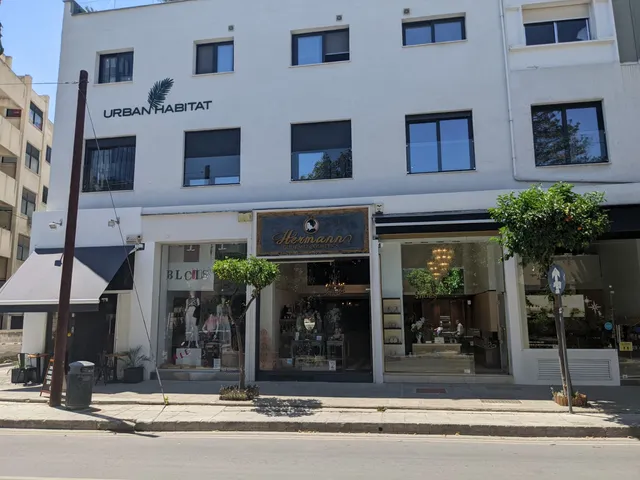 Urban Habitat Capsule Beds