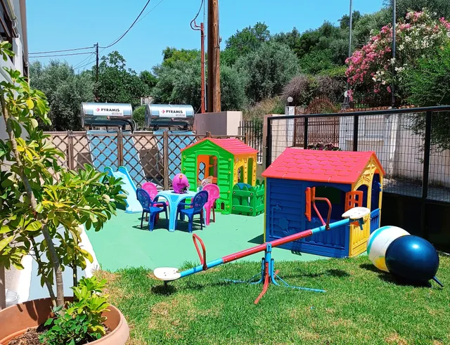 Glyfoneri Apartments