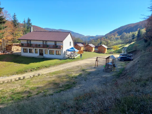 Pensiunea Poienita Motilor