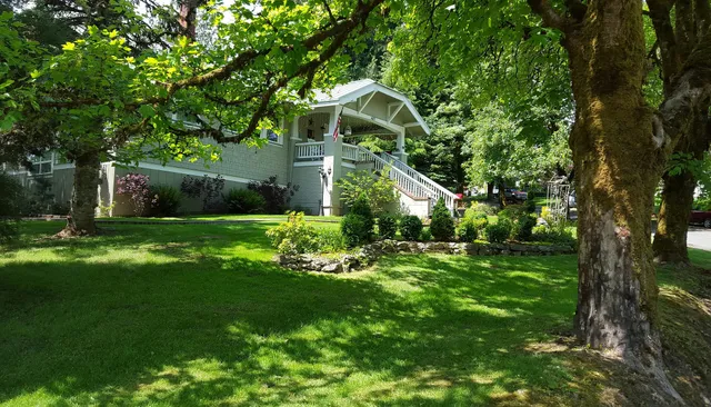 Carpenters Guest House