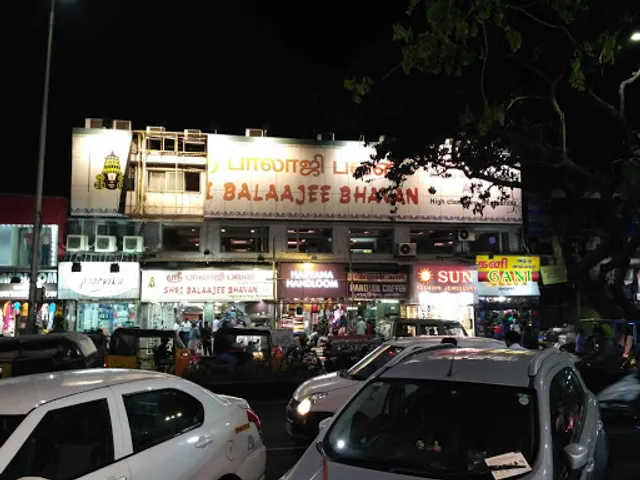Hotel Balajee Bhavan