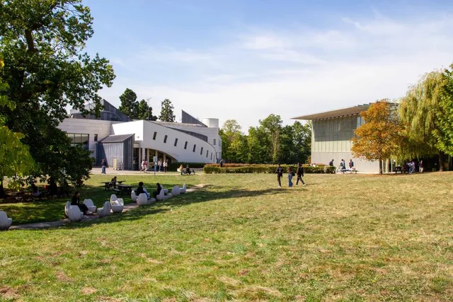 UFR des Sciences - UVSQ ‐ Université Paris-Saclay