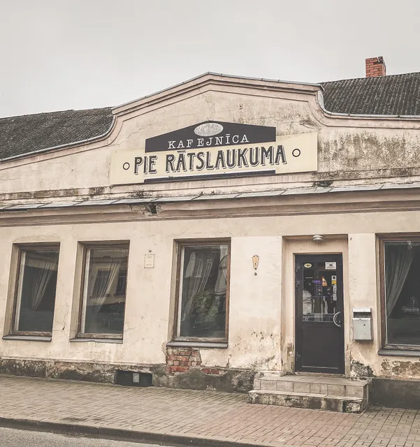 Rātslaukums, Cafe