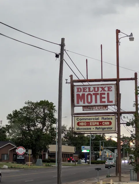 Deluxe Motel