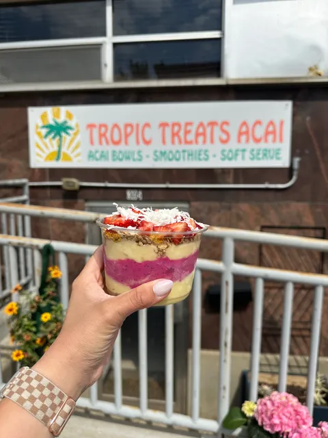 Tropic Treats Açaí