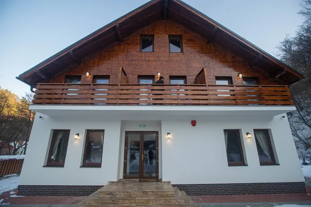 Pensiunea Livada Amely