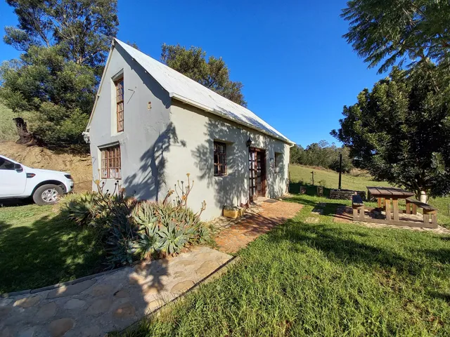 Die Hoenderhok and Die Plaashuisie