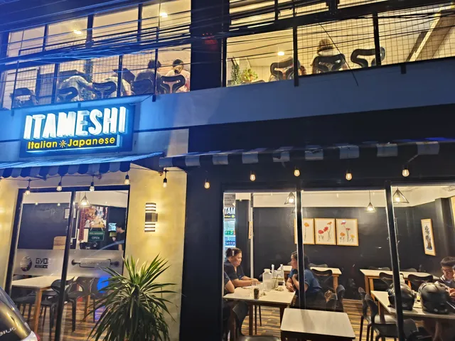Itameshi restaurant