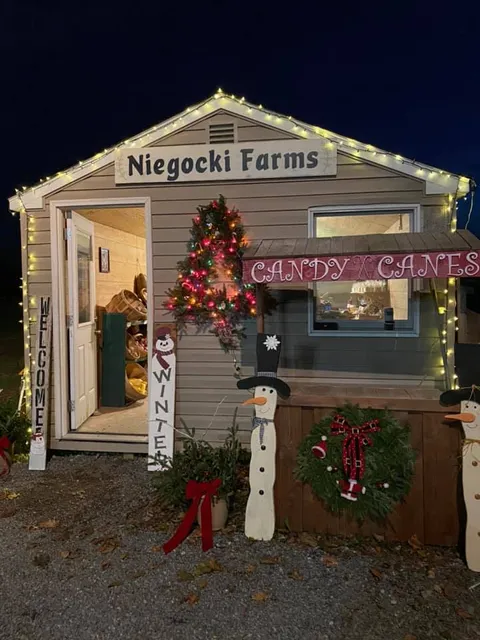 Niegocki Farms