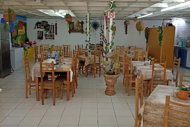 Menudería y Cenaduría Los Compadres y algo más ....