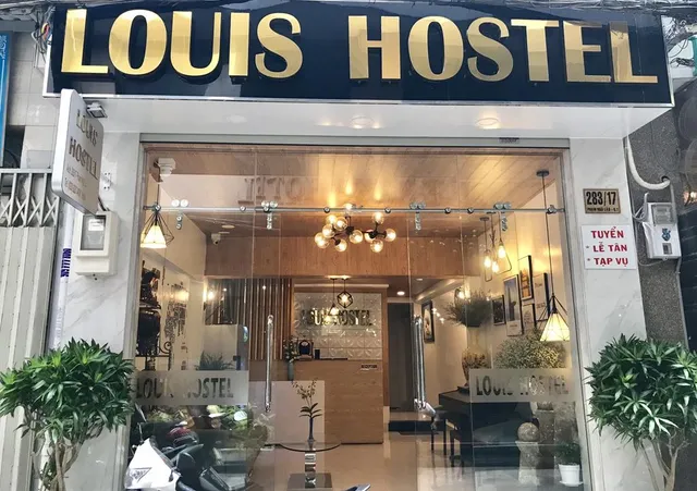 Louis Hotel