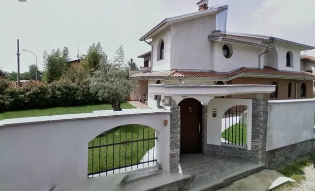 Crespi House - Cin IT015168C1KNATKFXZ