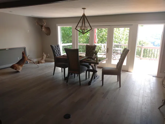 Beaver Lake Log Cabins