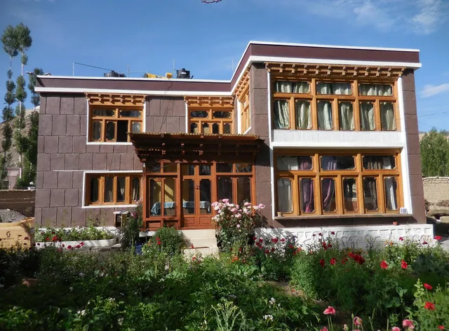 Sangto Green Guest House